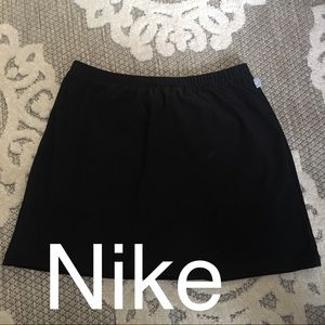 Nike black Golf Skirt With Shorts